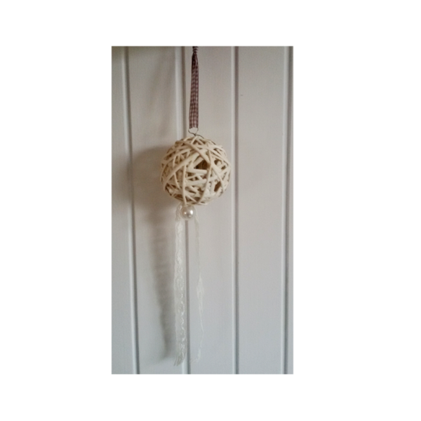 Hanger Witte Bal met Parel 30 cm